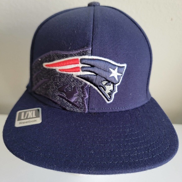 New England Patriots Reebok NFL Sideline Flex Fit Hat Cap Size L/ XL Blue Shadow - Picture 2 of 8